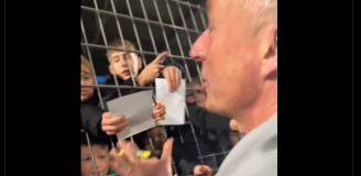 Tak Tomasz Hajto UPOMINA młodego kibica!